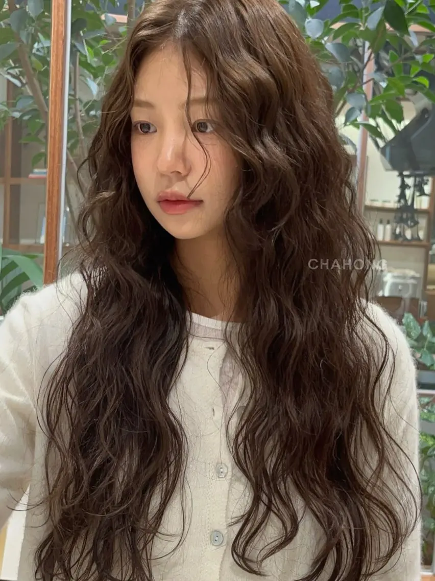 ロング ニュアンスパーマ 🫧山﨑　真歩🫧のヘアスタイル
