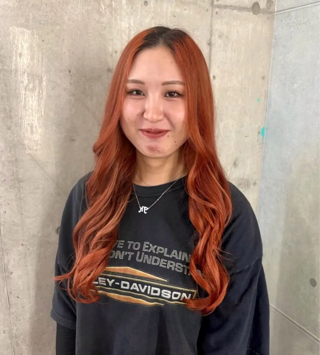 ロング カラー ヘアカラー 🎗️かとう しほ🎗️のヘアスタイル