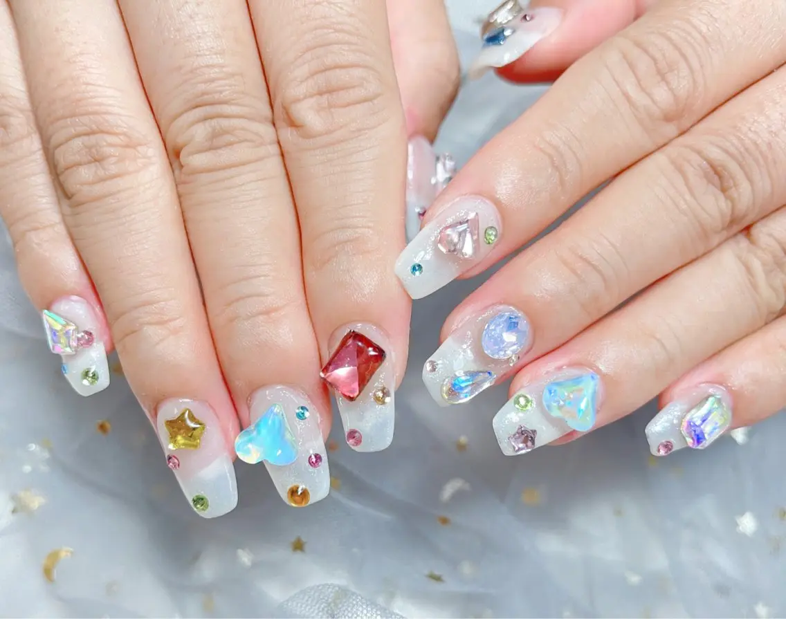 ネイル 🎀ネイルサロン エクラYUI🎀のネイルデザイン