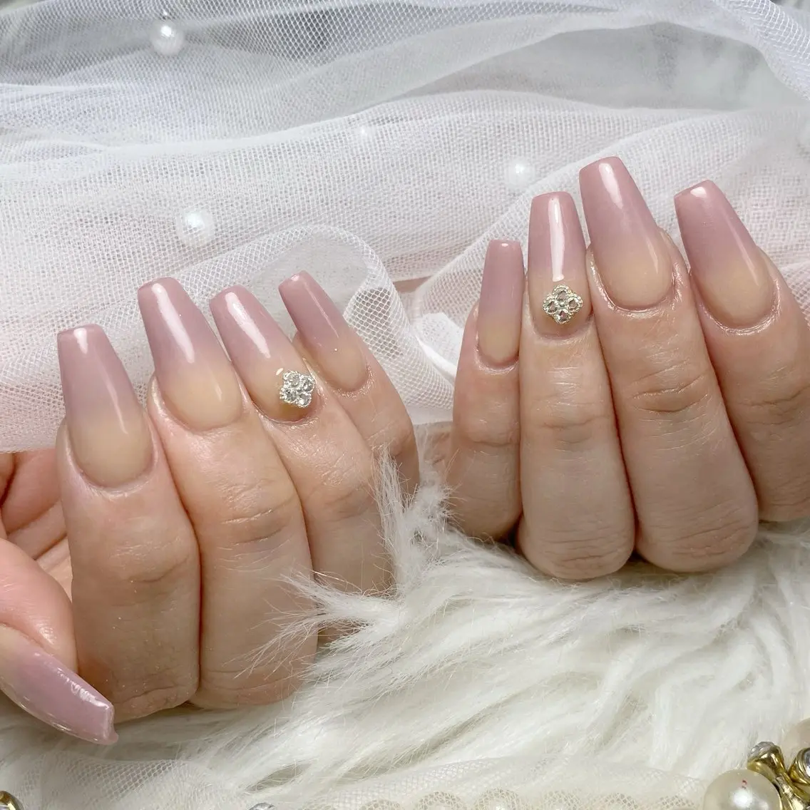 ネイル Feel千葉♡ Akaneのネイルデザイン