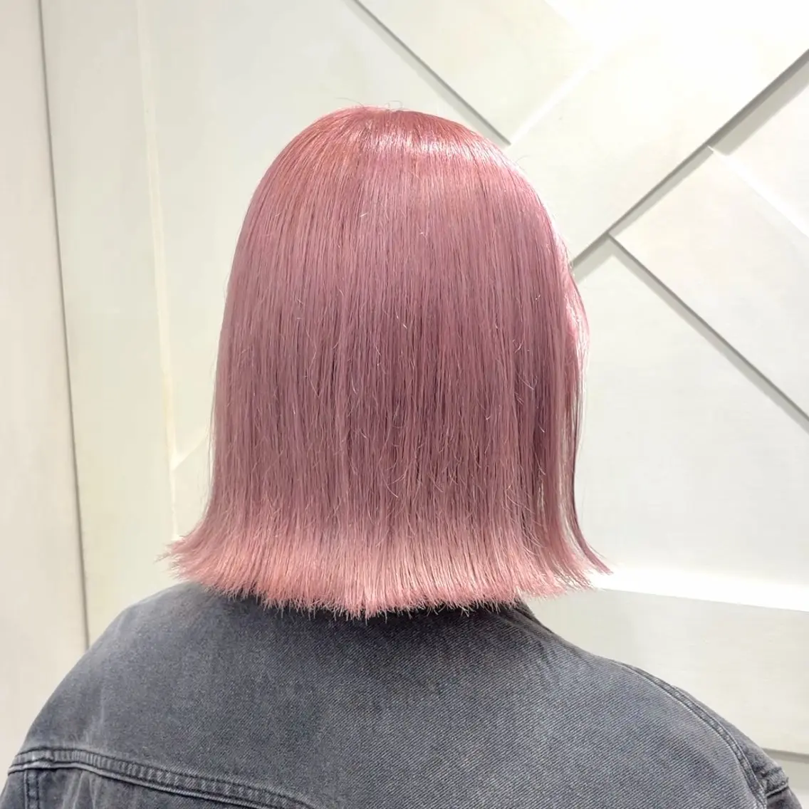 ミディアム カラー ピンクカラー ヘアカラー 横浜パーマ🌐ボブ✨ 暖色カラーもえかのヘアスタイル