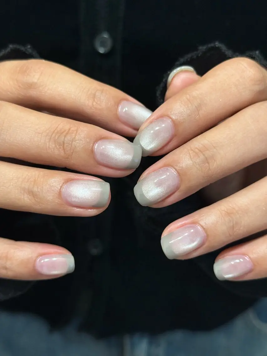 ネイル 氷ネイル・うるうるネイル ハンドネイル フットネイル kiii.__ ✴︎*のネイルデザイン
