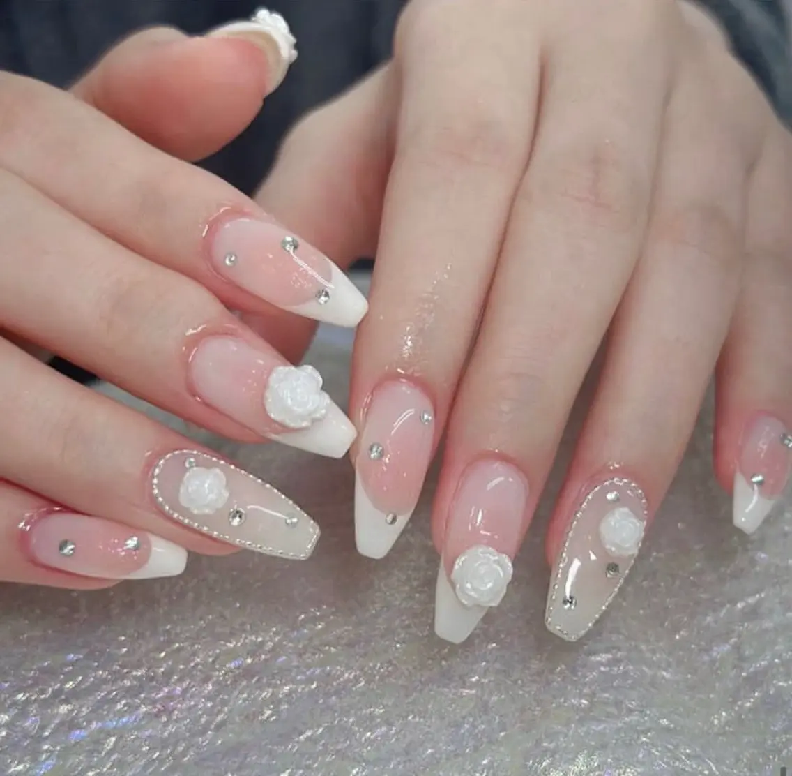 ネイル Hin Nail 日本橋店のネイルデザイン
