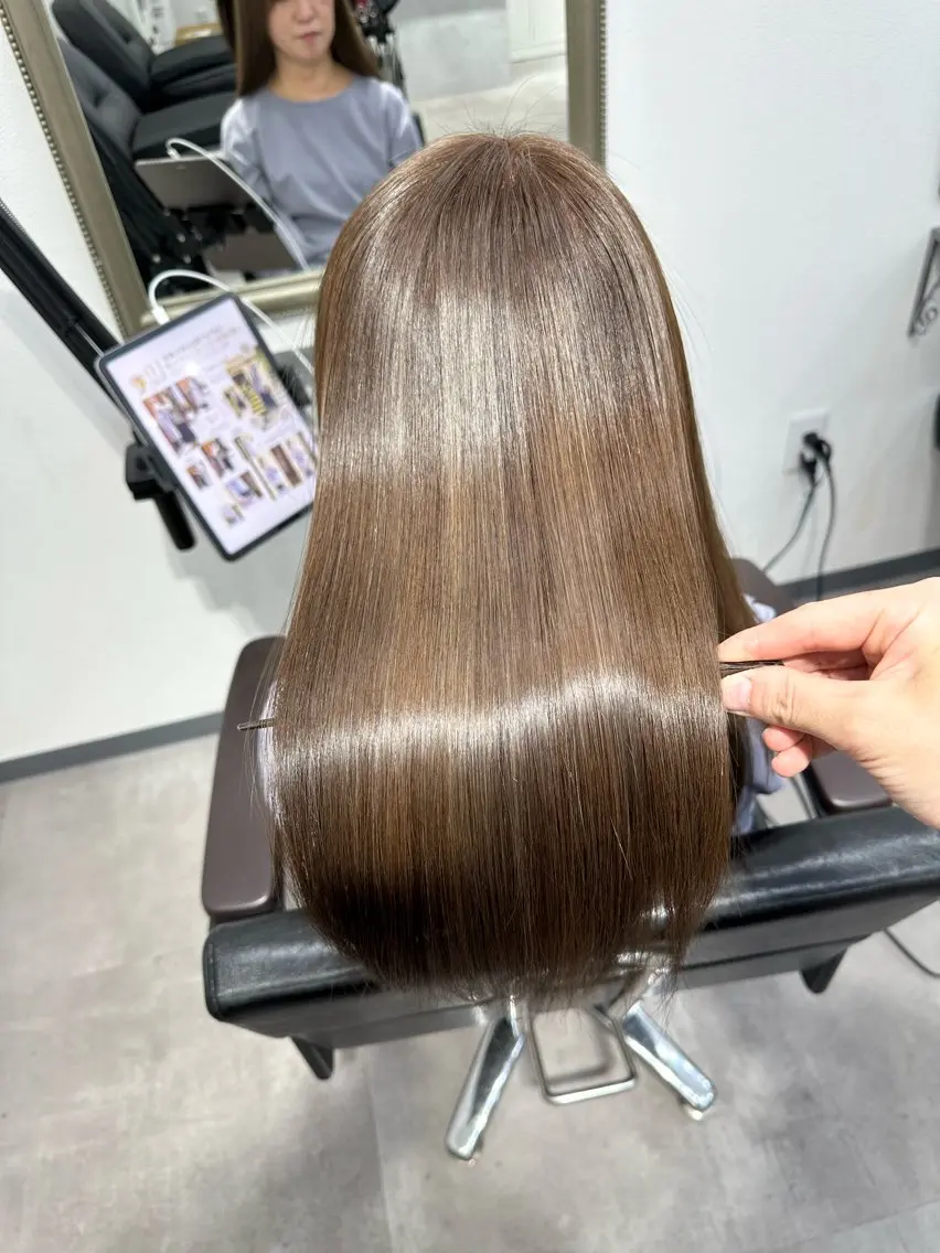 ミディアム カラー トリートメント 白髪ぼかし/レイヤー 表参道/ヒロキのヘアスタイル