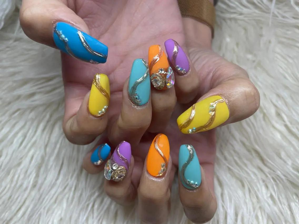 ネイル マットネイル ミラーネイル ハンドネイル フットネイル Nail salon LuaRのネイルデザイン