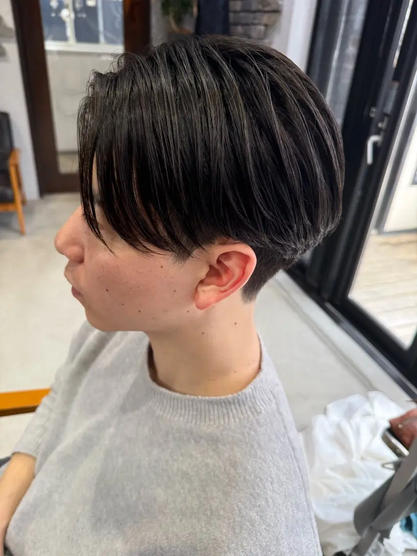 ショート パーマ メンズ 縮毛矯正 バレイヤージュ ブリーチ特化のヘアスタイル