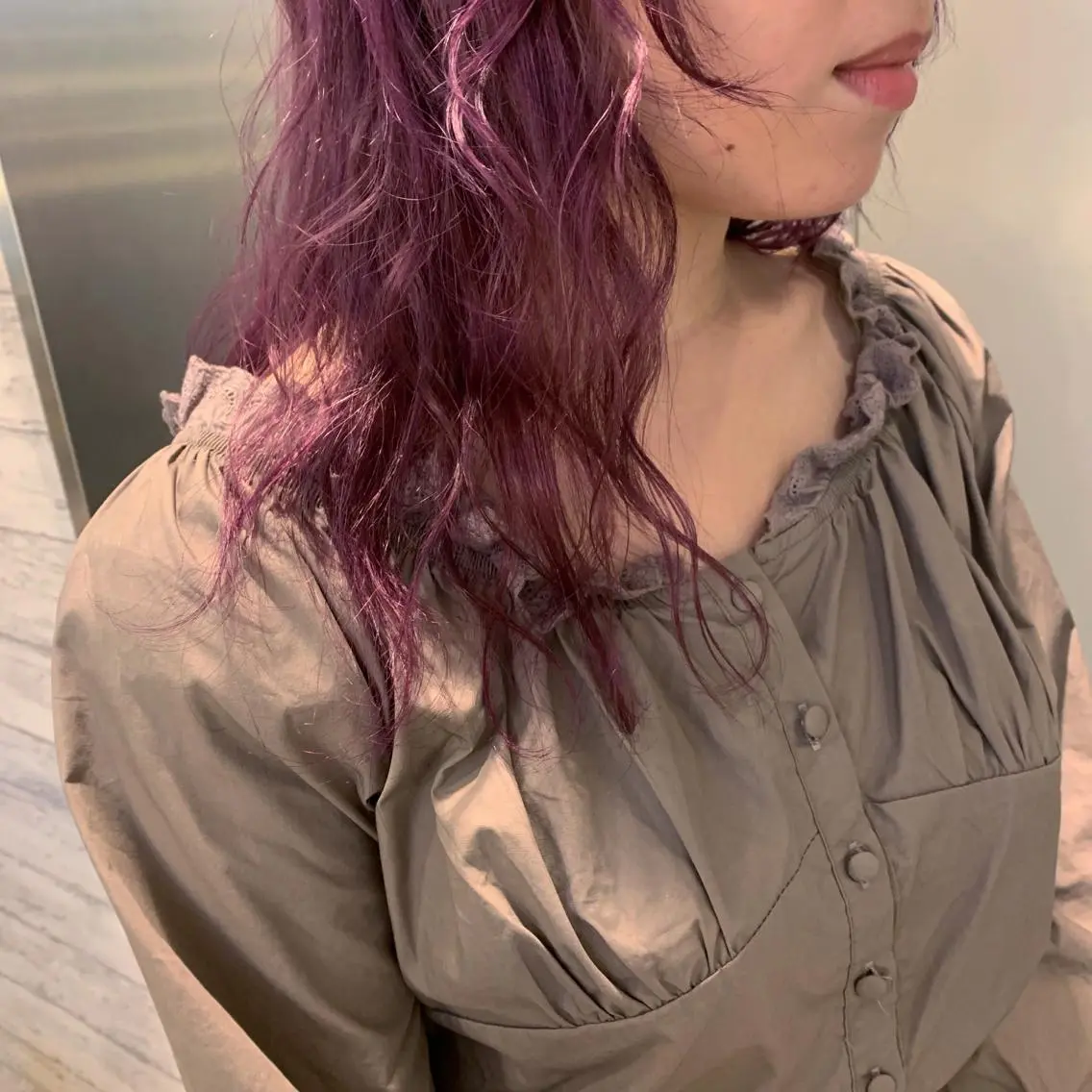 カラー 天野 利咲のヘアスタイル