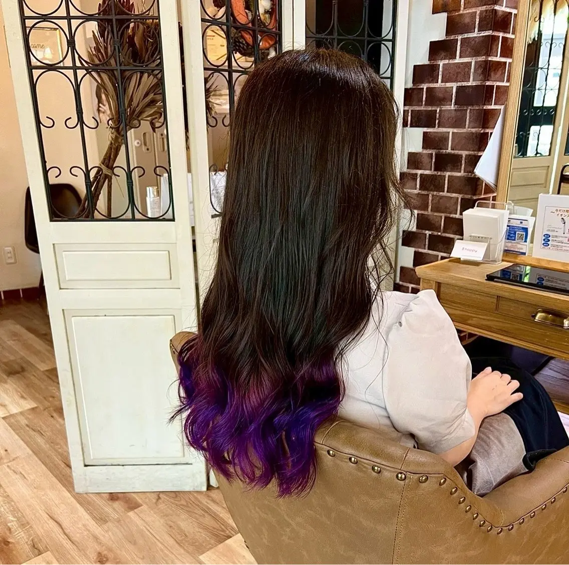 ロング 西村 雪菜のヘアスタイル