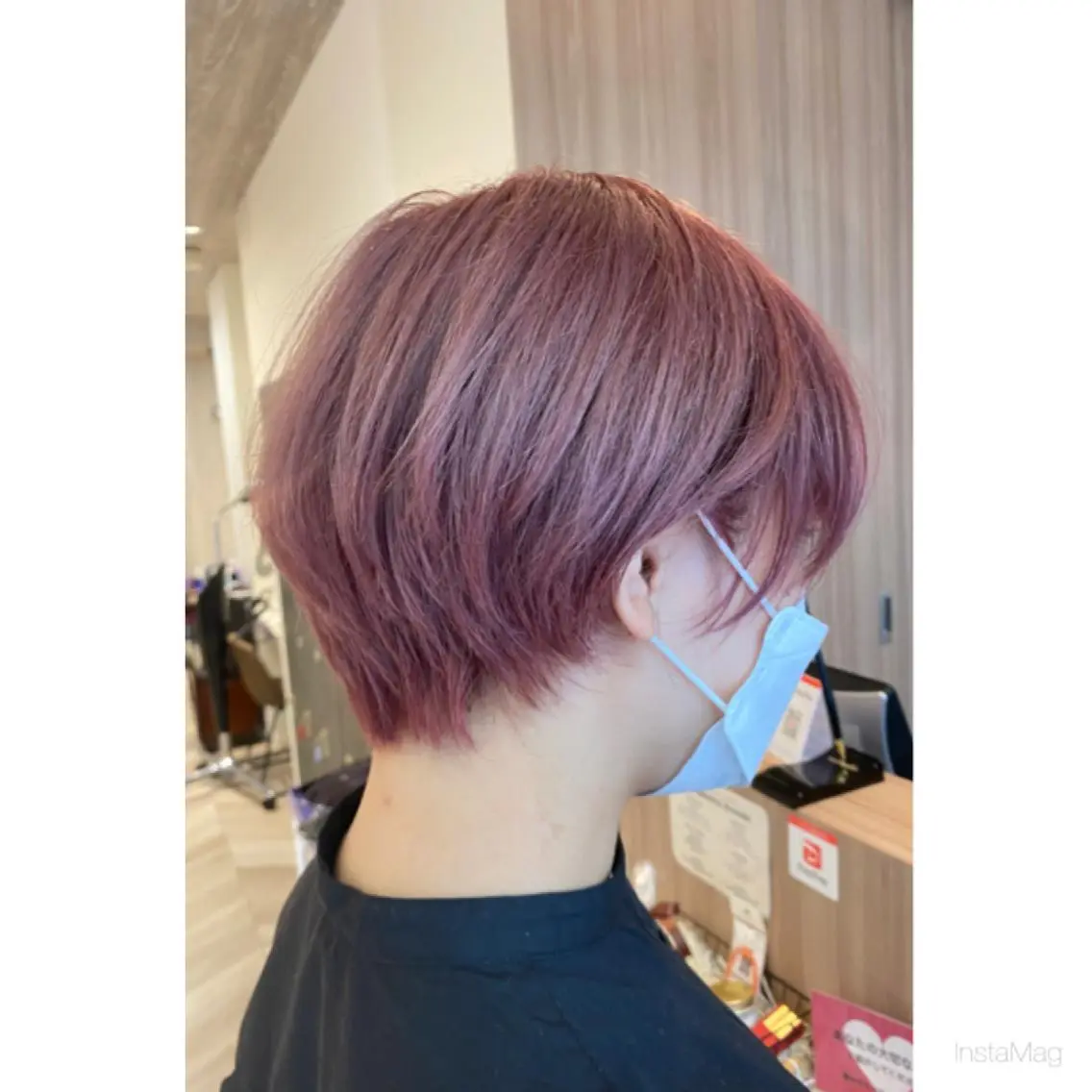 ショート カラー ピンクカラー カット ヘアカラー 岩間 香純のヘアスタイル