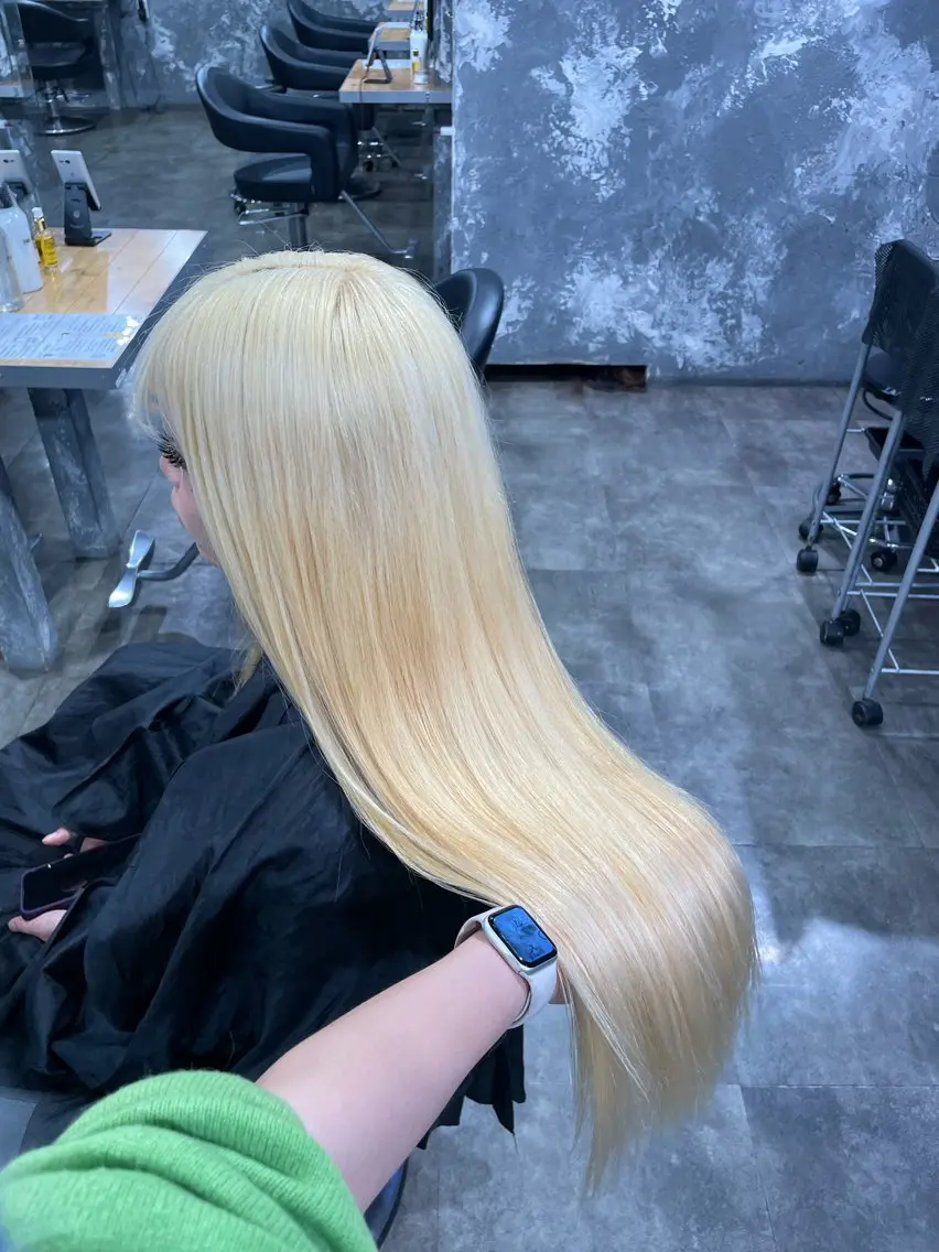 ロング カラー ヘアカラー ハイトーン 横浜💞ミオのヘアスタイル