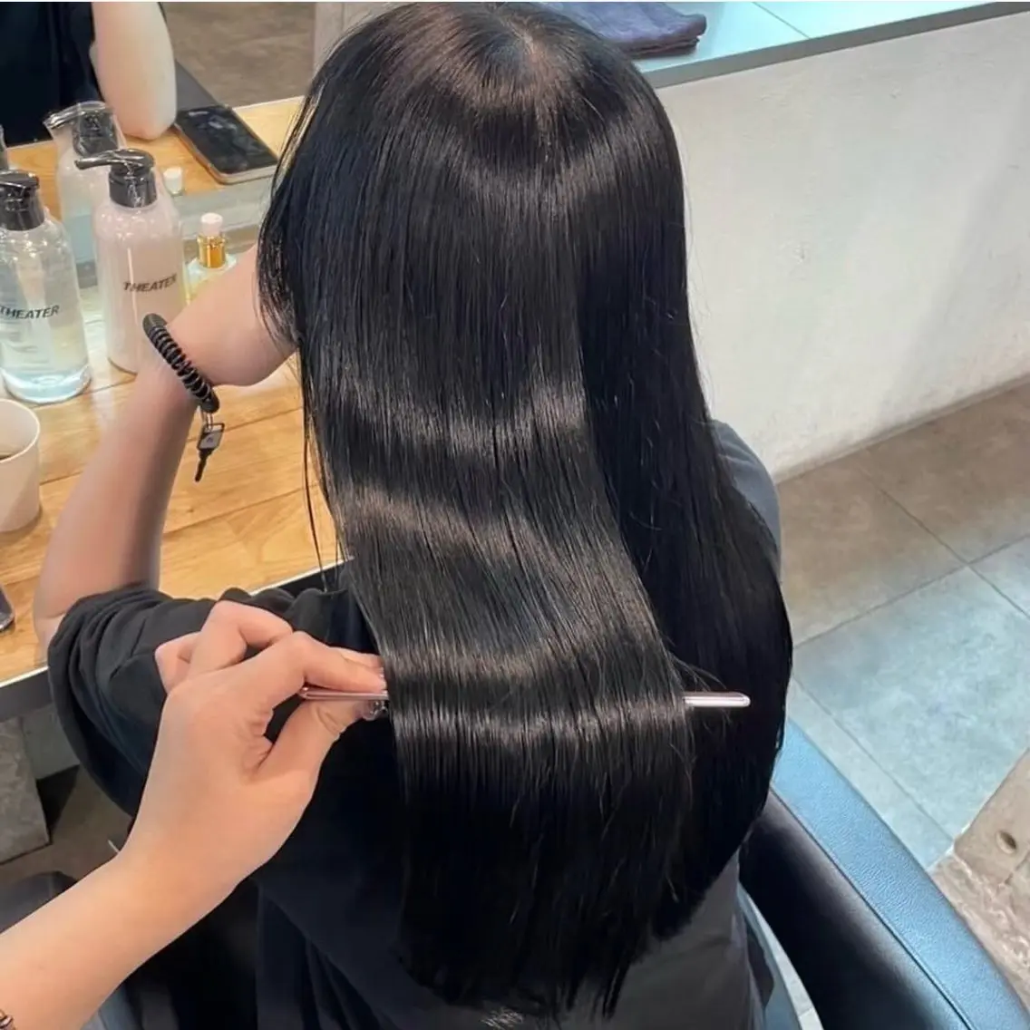 ロング カット 縮毛矯正 ダブルカラー特化✨ /透明感カラーゆりあのヘアスタイル