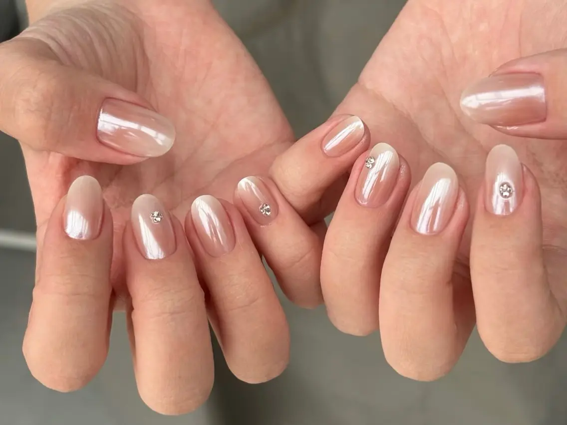 ネイル オーロラネイル 長さ出し ジェルネイル 氷ネイル・うるうるネイル 韓国ネイル ハンドネイル Lumiereva nail salonのネイルデザイン