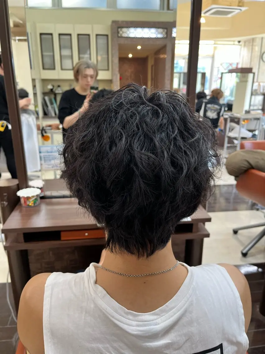 ショート パーマ メンズ メンズパーマ メンズウルフカット ウルフカット 🧊メンズ特化🧊 高木航希のヘアスタイル