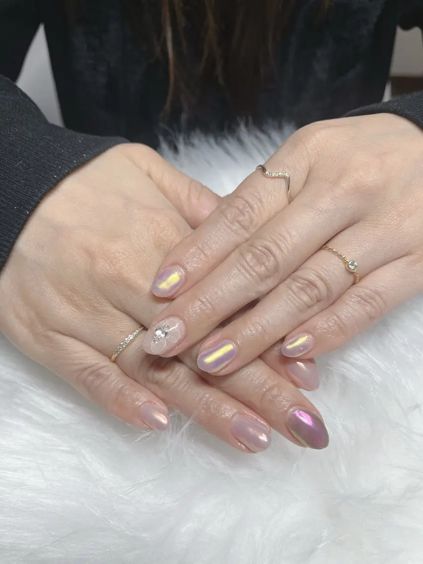 ネイル フラワーネイル ミラーネイル レイレア ネイルルームのネイルデザイン