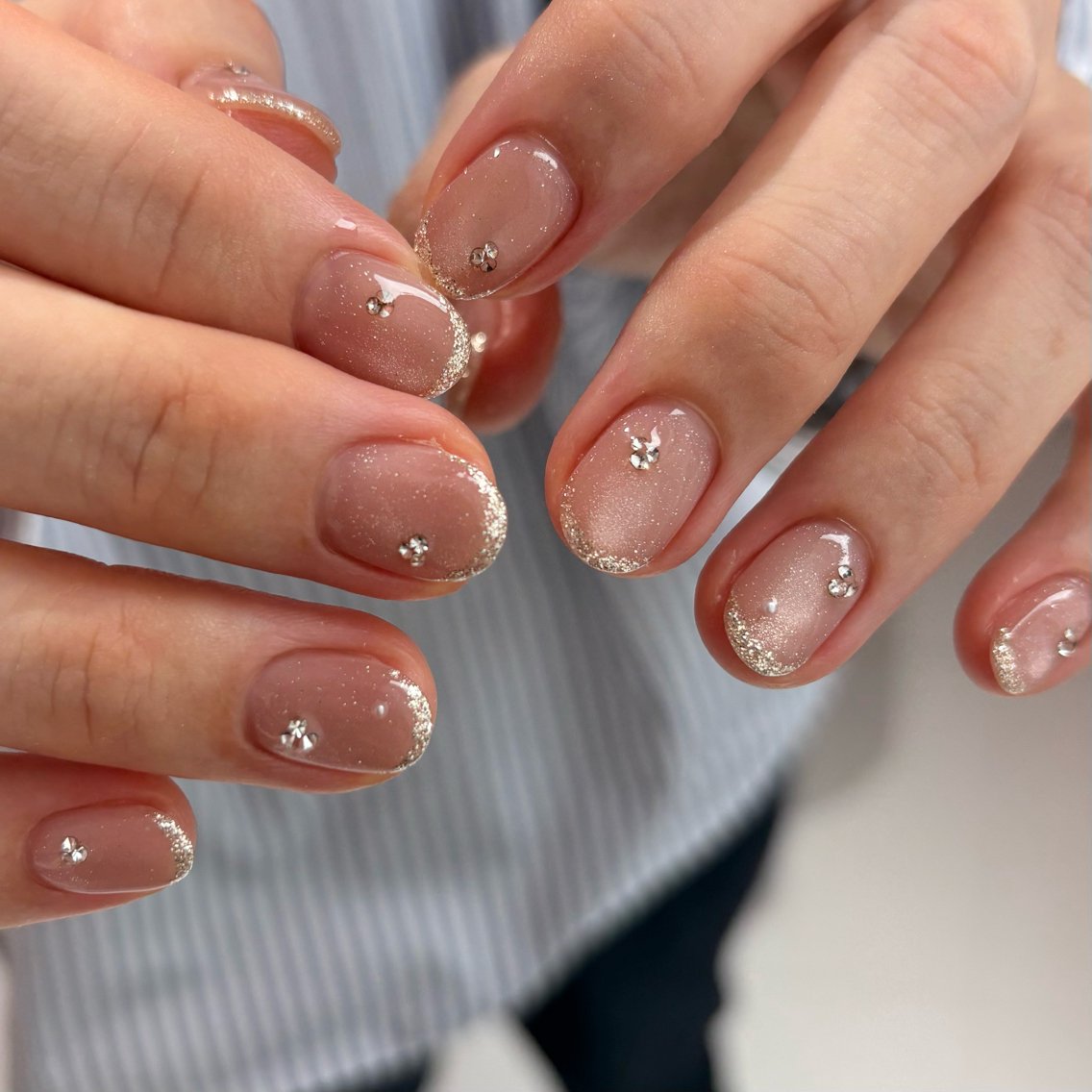 ショート ハンドネイル Iraise店🌞 Ayumiのネイルデザイン
