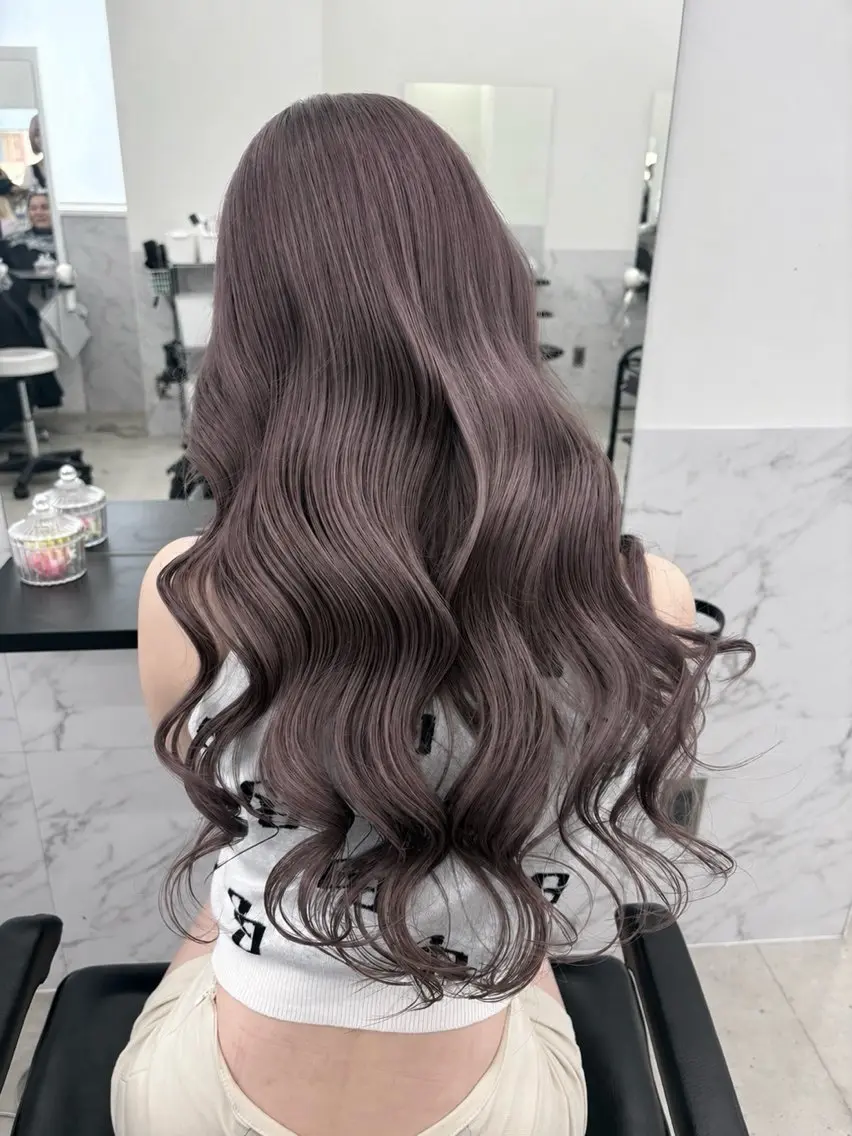 ロング カラー ブリーチ ケアブリーチ 透明感カラー グレージュ ハイトーンカラー ヘアカラー ブリーチカラー/ デザインカラー/栄のヘアスタイル