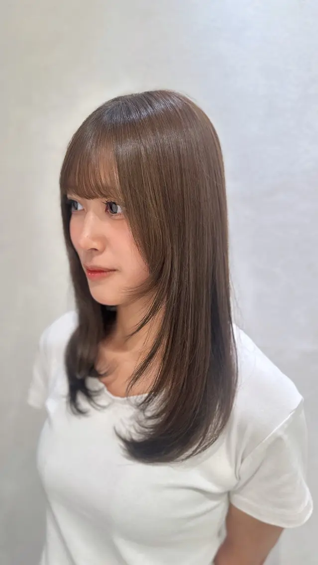 ロング ヘアカラー YUI 🎀 艶髪 / 透明感のヘアスタイル