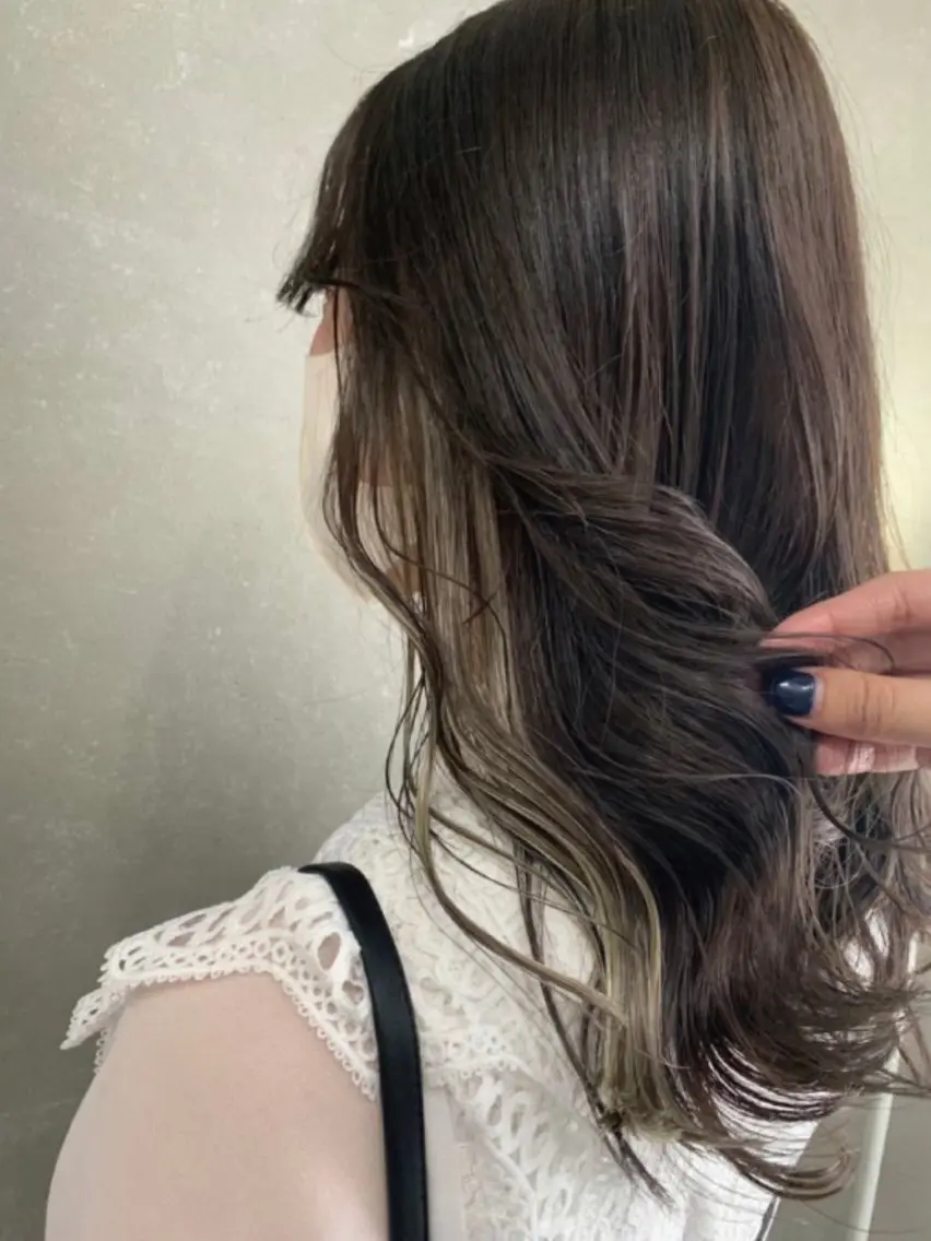 ミディアム Carrefour OHANAのヘアスタイル