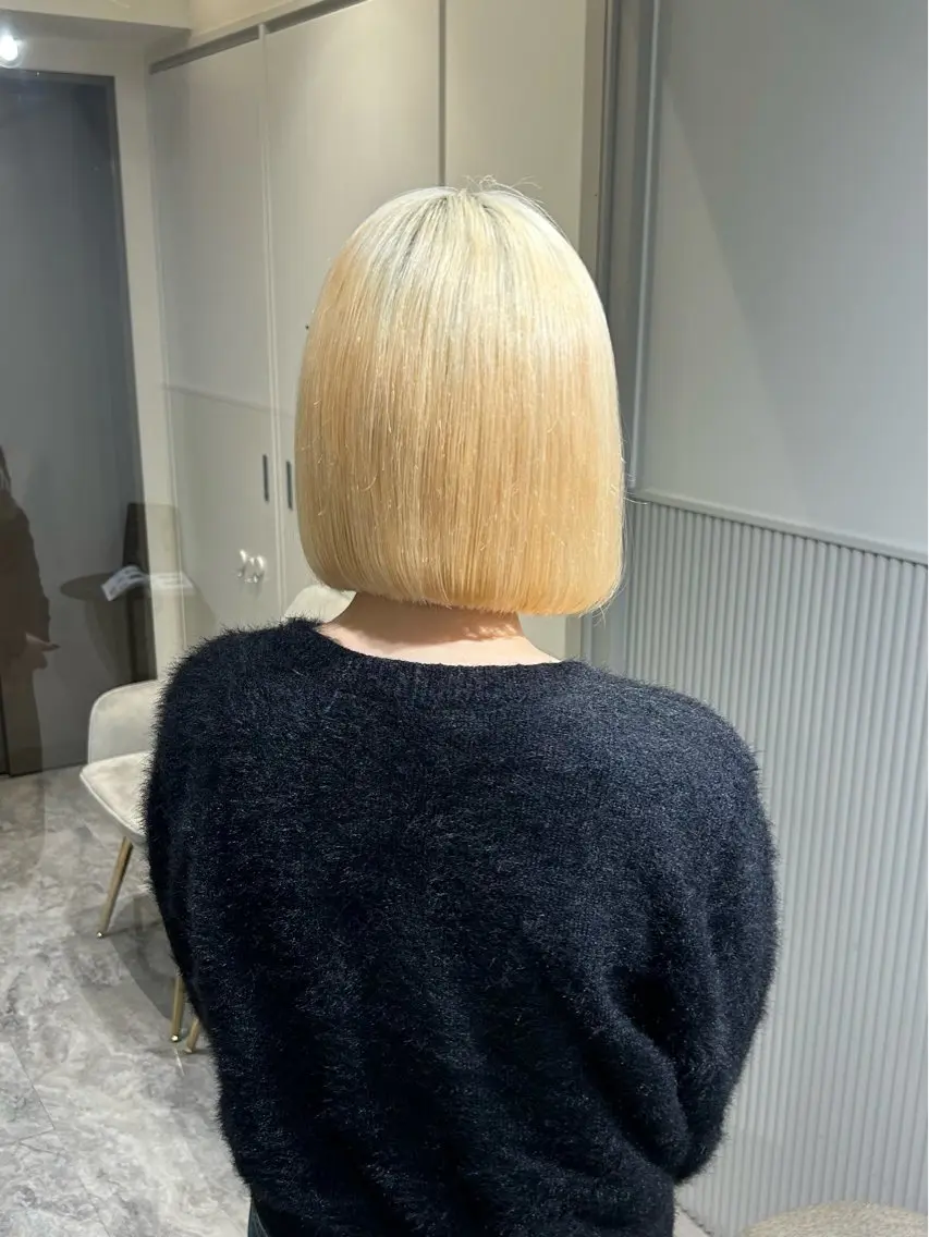 ショート ボブ LOVEST Rihoのヘアスタイル