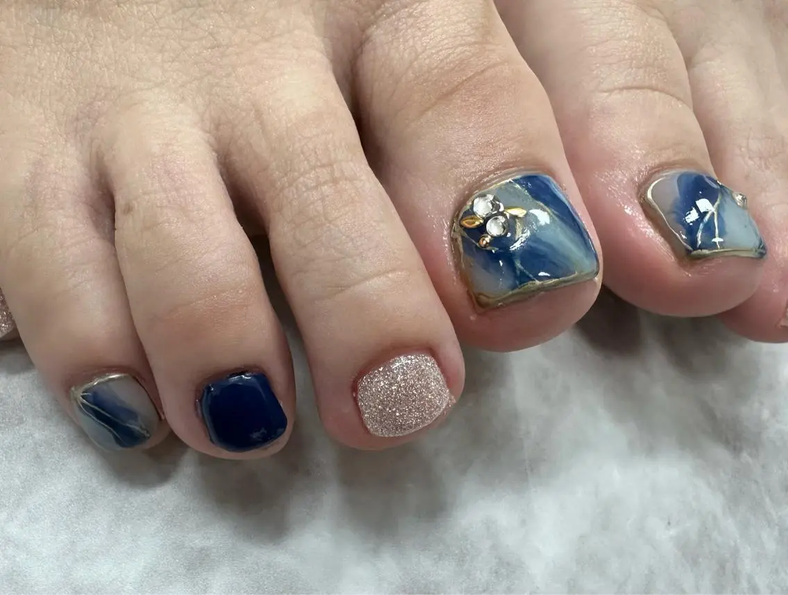 ネイル 12 designのネイルデザイン