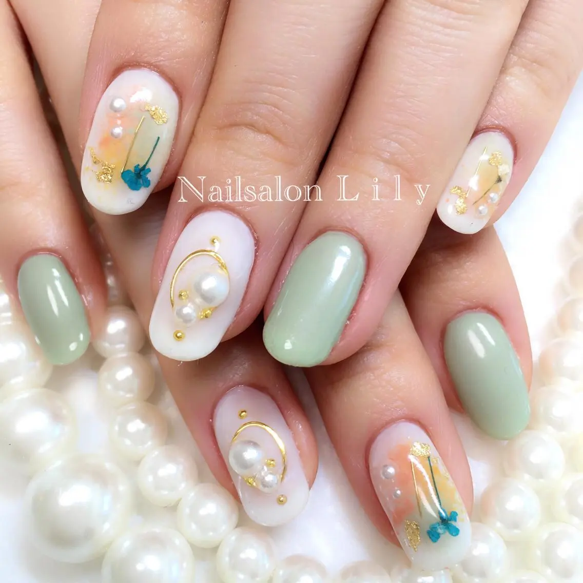 ネイル Lily*nail 🌻Mii🌻のネイルデザイン