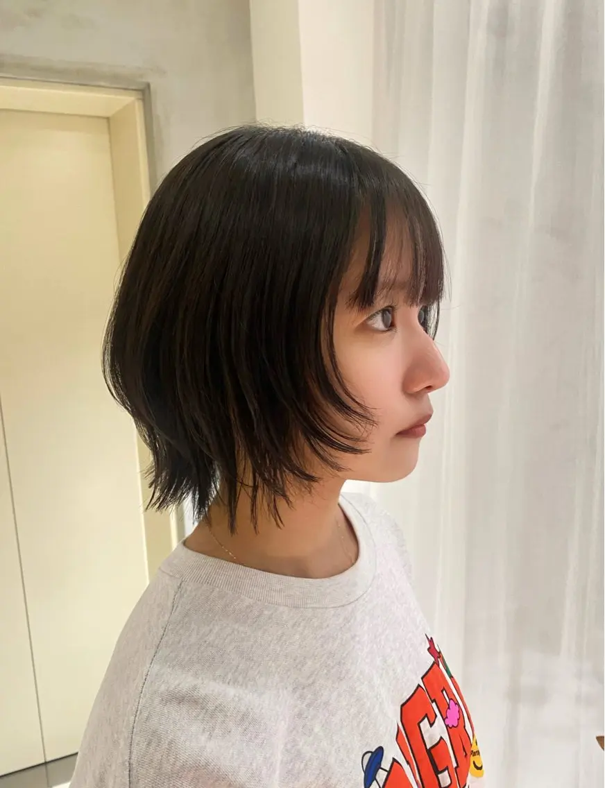 ミディアム ショート⌇艶カラー ⌇ RIN🌙のヘアスタイル