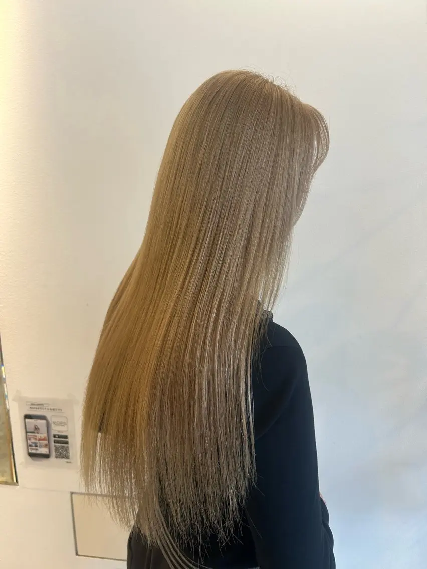 ロング HASIMOTO jijibyMOPSのヘアスタイル