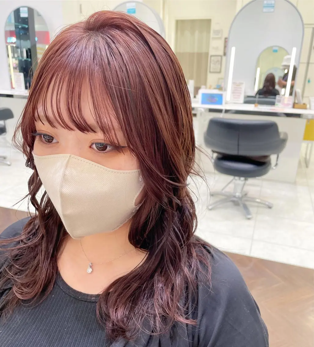 セミロング カラー GOAT_茅ヶ崎 キシ サクラのヘアスタイル