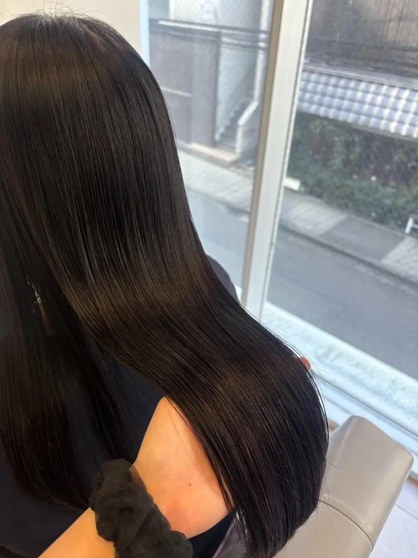 ロング トリートメント アベ ミスズのヘアスタイル
