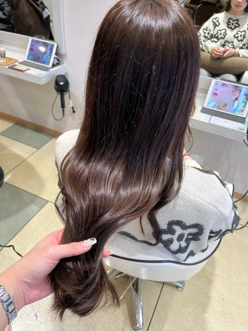 カラー 淡色┊︎ナチュラル 🧁奈那美🧁*.゜のヘアスタイル
