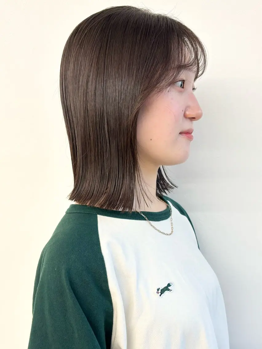 ミディアム 切りっぱなしボブ ボブ 外ハネヘア 石山 /切りっぱなしボブのヘアスタイル