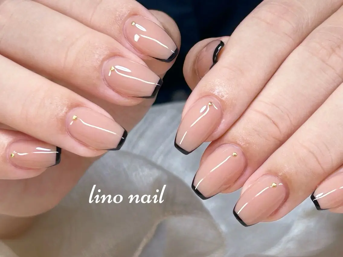 ネイル フレンチネイル ストーンネイル ハンドネイル Lino Nailのネイルデザイン