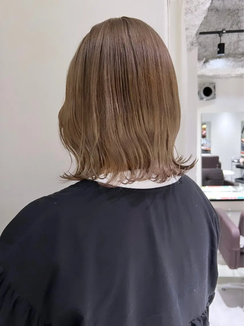 ショート カラー ブリーチ ケアブリーチ 透明感カラー デザインカラー ダブルカラー ハイトーン/ボブ 🎀sonokaのヘアスタイル