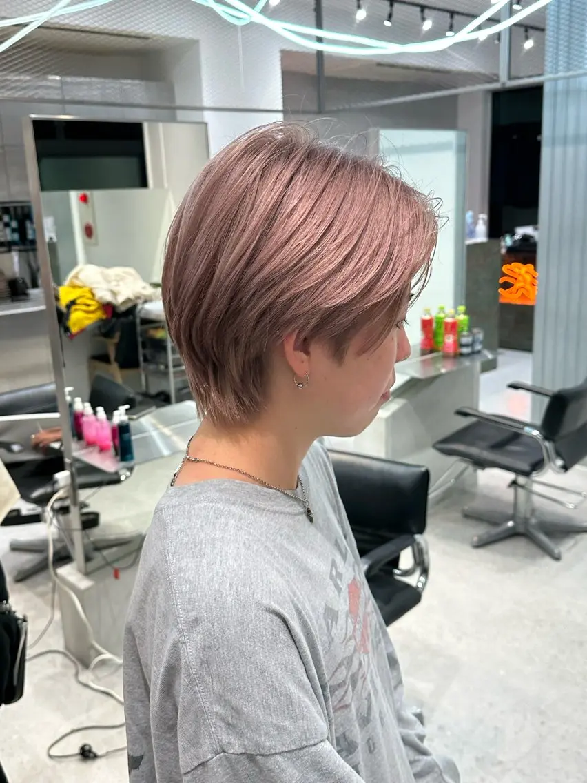 カラー ベージュカラー ブリーチ ミルクティーベージュ 当日予約⭕️ 太田のヘアスタイル