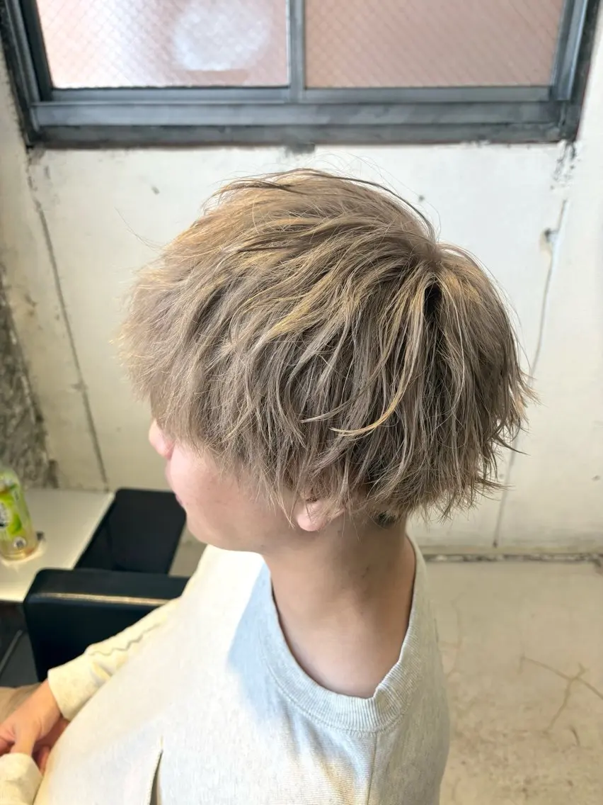 カラー メンズ ヘアカラー トリートメント メンズ/ハイトーン 【yoshiki】のヘアスタイル