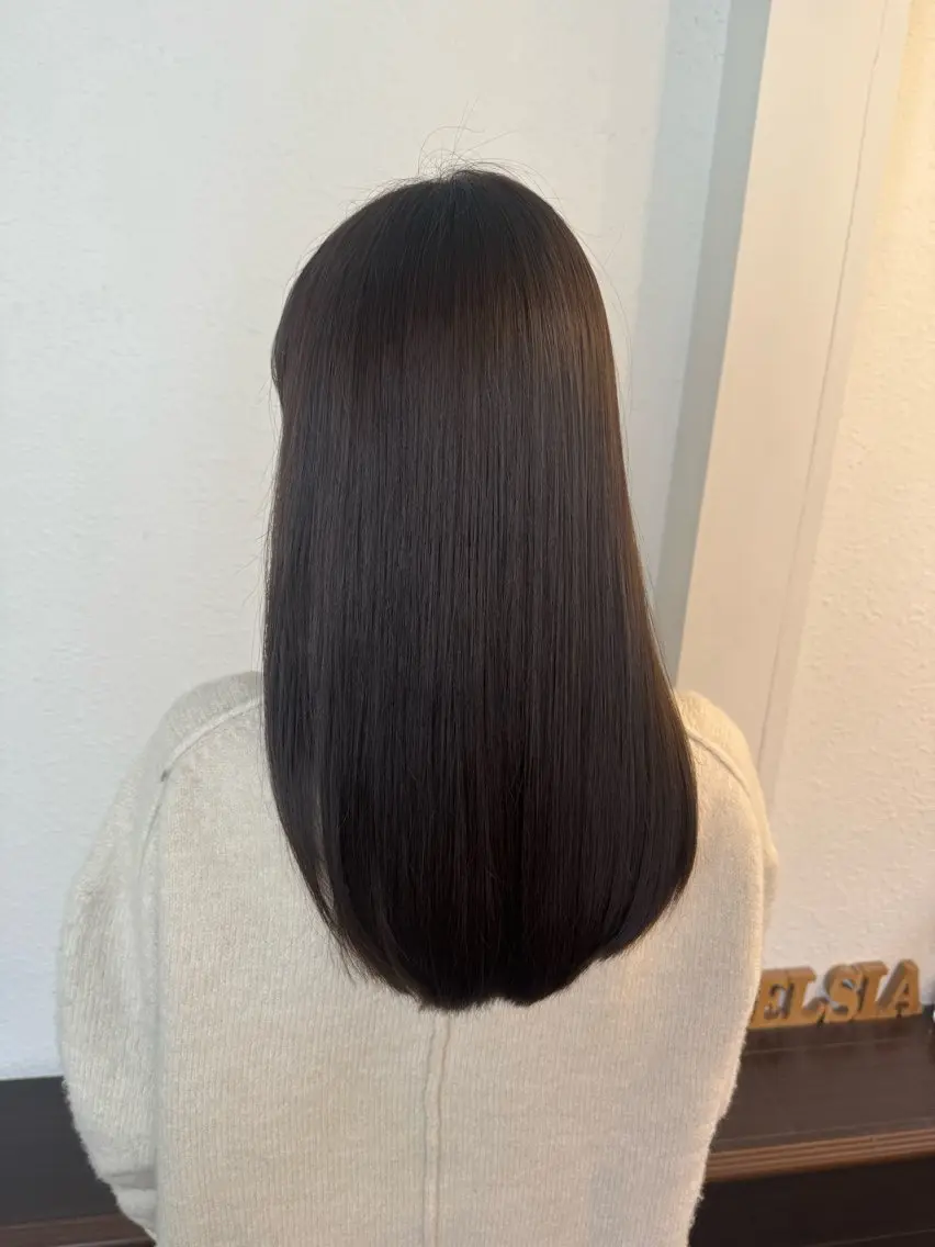 セミロング 髪質改善 トリートメント カット ヘアカラー トリートメント 難波 茜のヘアスタイル