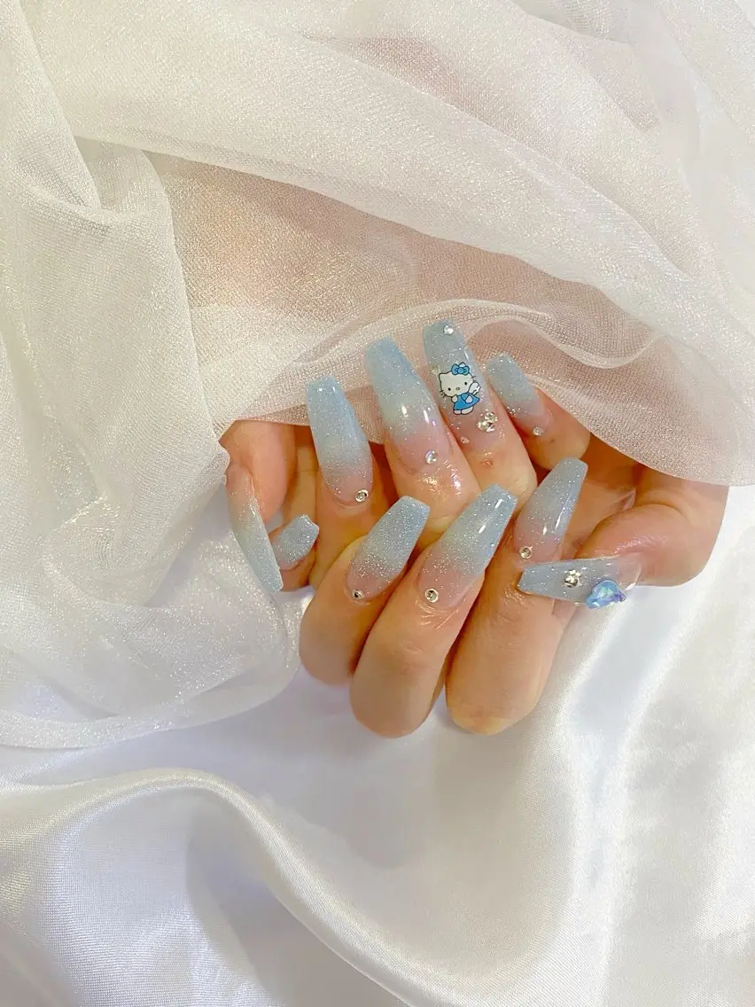 ネイル Lim nail🤍 Ayaのネイルデザイン