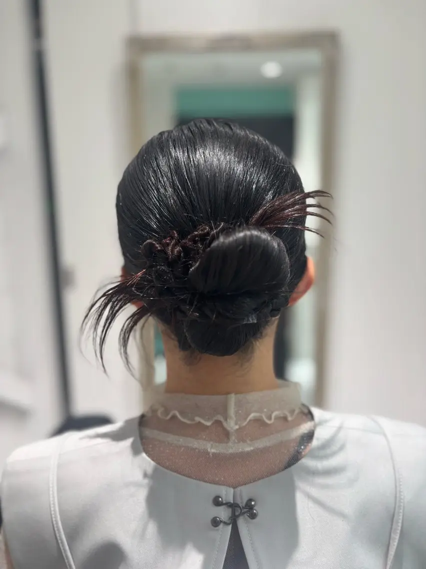 ロング ヘアセット 透明感グレージュ/ 縮毛矯正/静岡のヘアスタイル