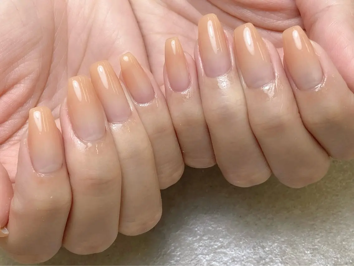 【オフあり】HANDナチュラルカラーグラデーションorラメグラデーション⟡.·*.の写真