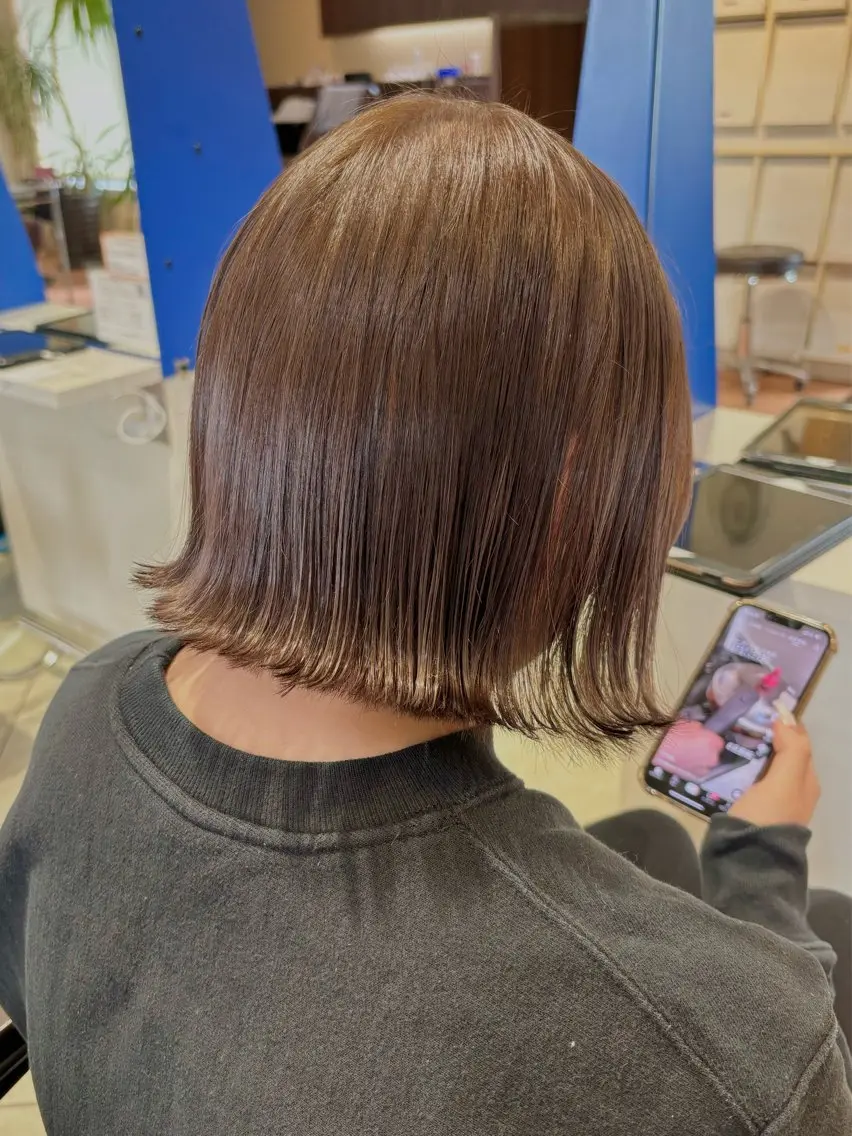 【女性限定】カット＋全体Drイルミナカラー（ブリーチ不可）（トリートメント入り）の写真