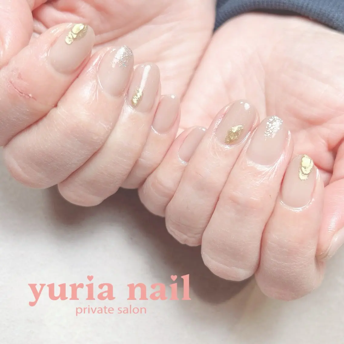 ネイル ジェルネイル 持ち込み ニュアンスネイル オフィスネイル シンプルネイル ハンドネイル 小林 ゆりあのネイルデザイン