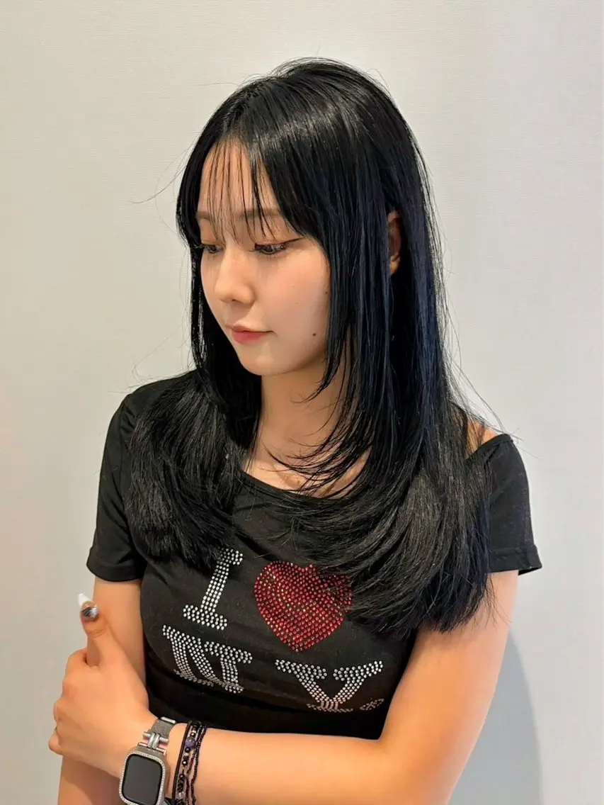 ミディアム カラー 三宅 壱輝のヘアスタイル