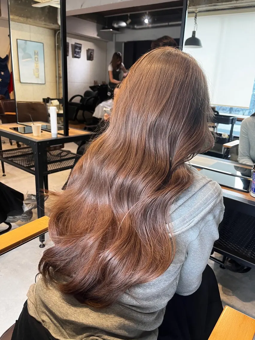 ロング カラー ヘアカラー トリートメント ヘッドスパ ヘアセット 🫧艶髪矯正 髪質改善🫧 大介のヘアスタイル
