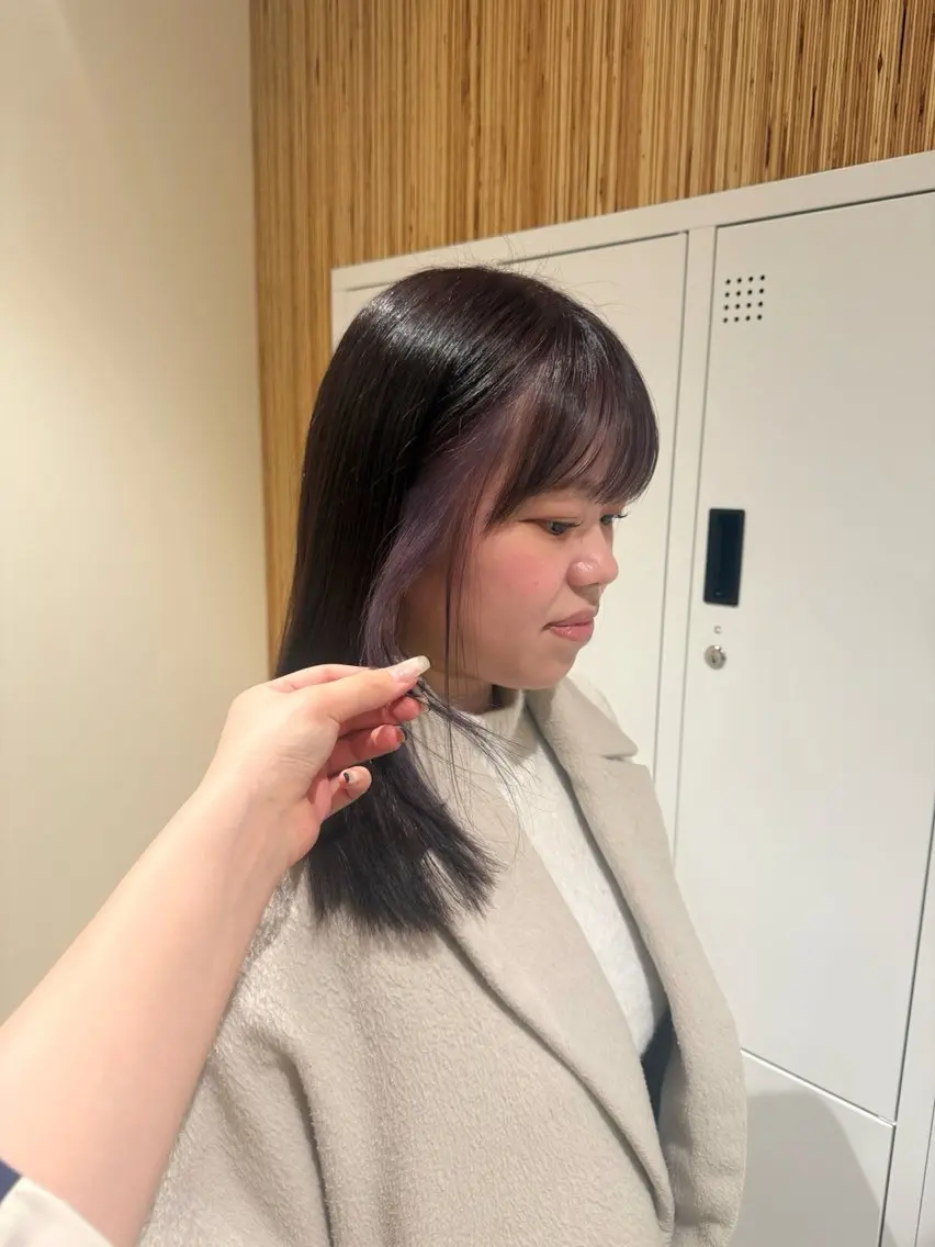 セミロング カラー ミストバング イヤリングカラー  フェイスフレーミング ヘアカラー かとう きりん🎀🪽のヘアスタイル