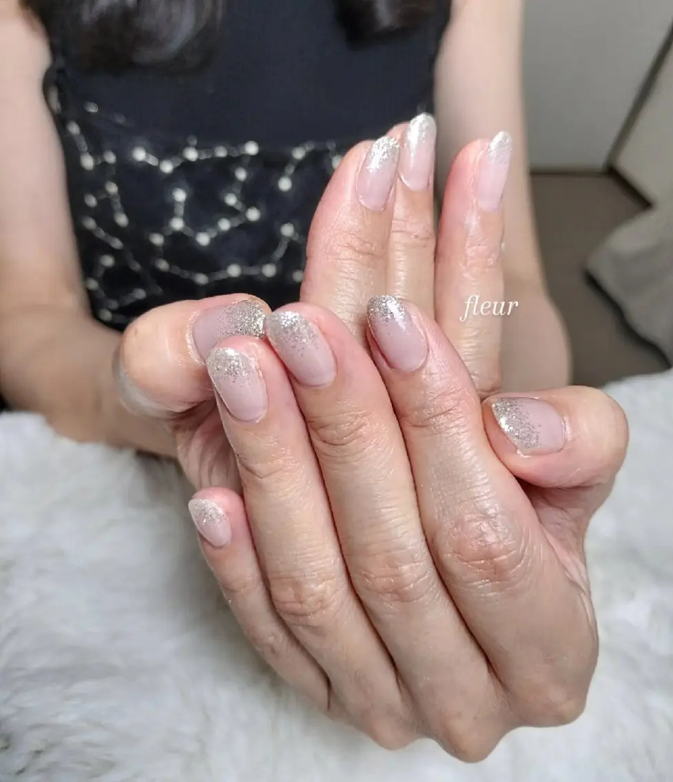 ネイル ラメ(グリッター) ピンク シルバー シンプルネイル megumi. sのネイルデザイン