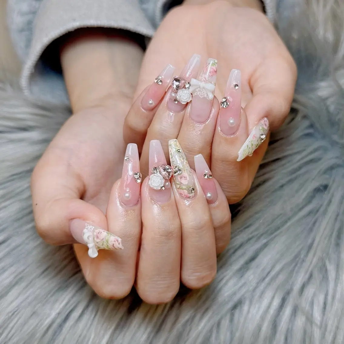 ネイル ハンドネイル ハンドケア Anh Nail 歌舞伎町のネイルデザイン
