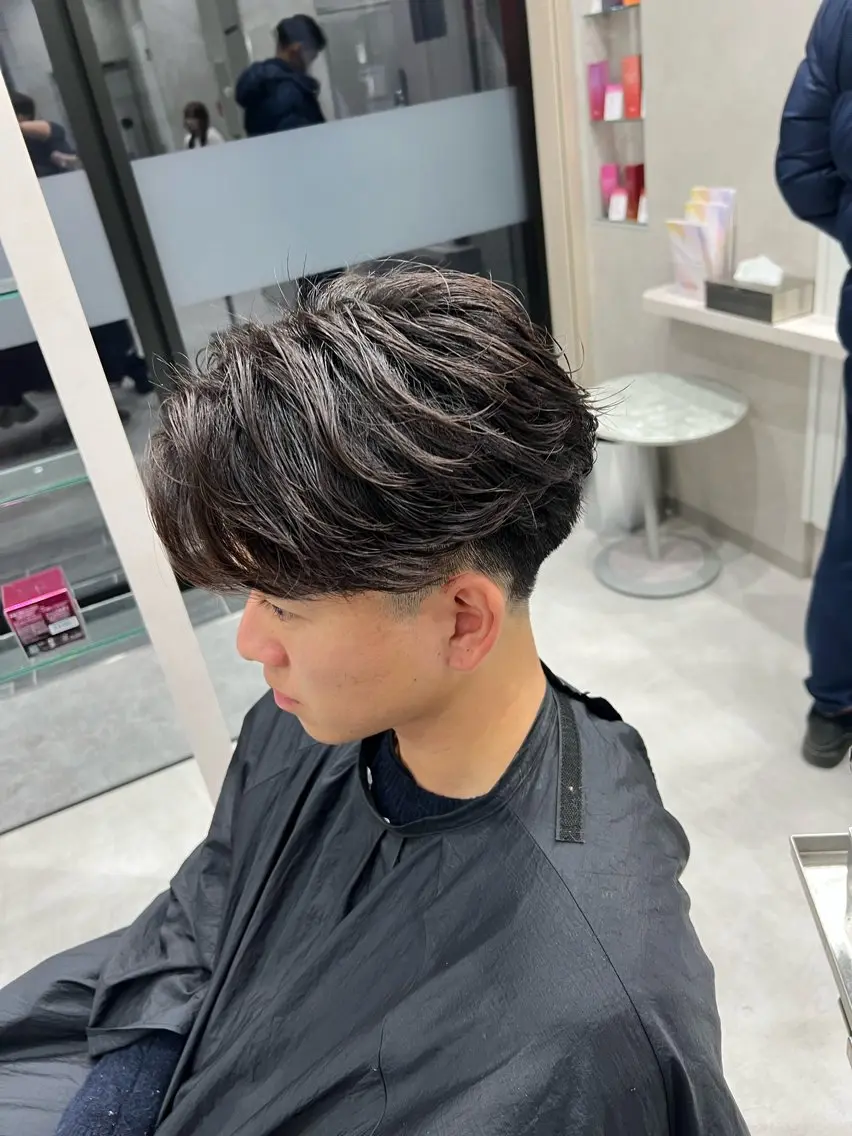 パーマ メンズ フェザーパーマ メンズパーマ ニュアンスパーマ カット パーマ SENA 再現性 パーマと縮毛矯正のヘアスタイル