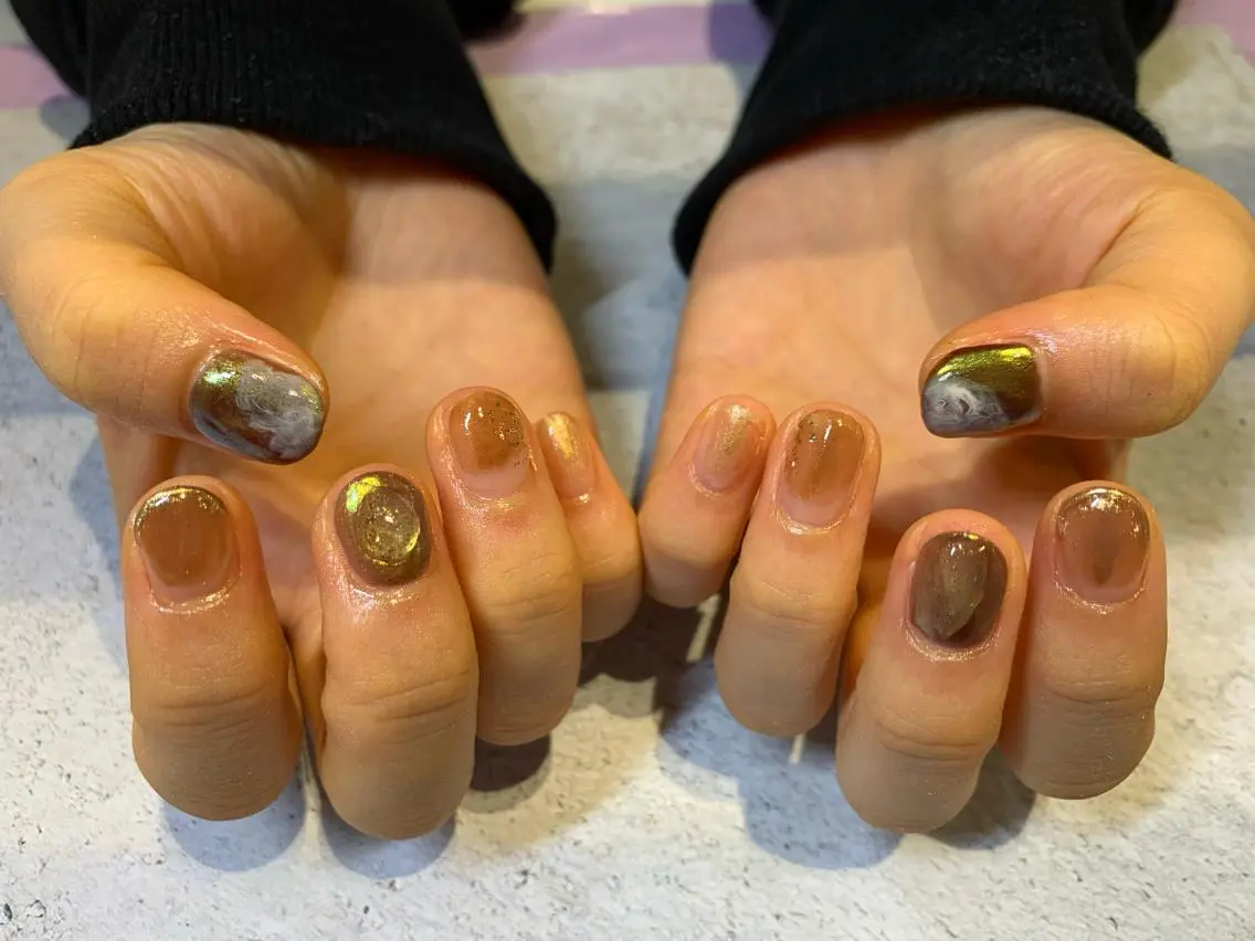 ネイル ニュアンスネイル マキノ ユイのネイルデザイン