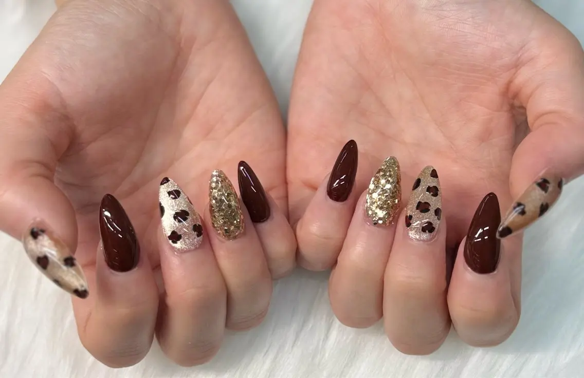 ネイル 韓国ネイル マグネットネイル 持ち込み ハンドネイル RINA Nail_Royalのネイルデザイン