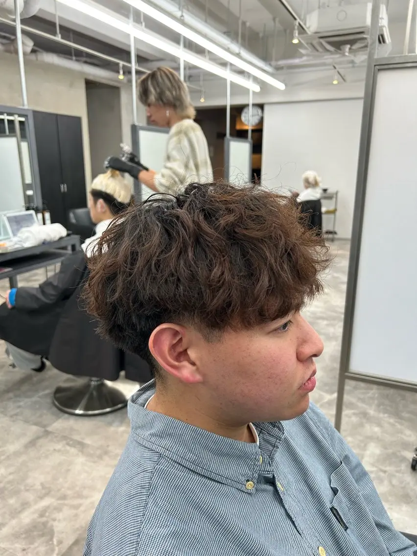 パーマ カット パーマ メンズ特化美容師 /真家雅樹🔥のヘアスタイル